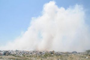 Çöplükte korkutan yangın