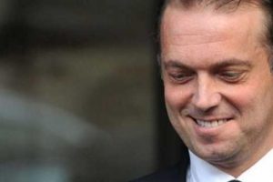 Fransız gazetesinden şok 'Cem Uzan' iddiası