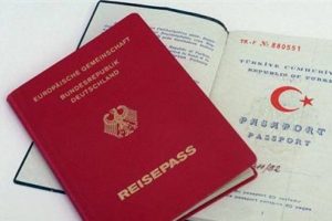 Almanya'da seçim öncesi 'Türk' tartışması