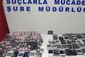 Kaçak telefon operasyonu