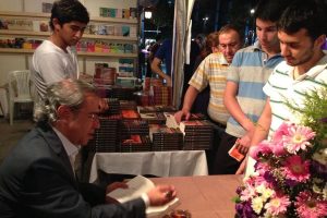 Emirsultan'da kitap şöleni
