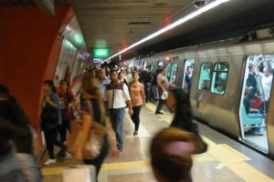 Bakan'dan Ankara'ya metro müjdesi