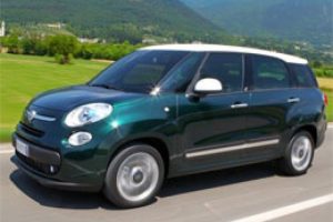 Yeni Fiat 500 living görücüye çıktı