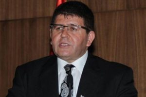 Koç'a destek geldi