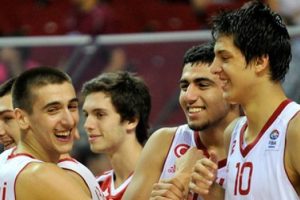 'Genç Dev Adam'lar finalde