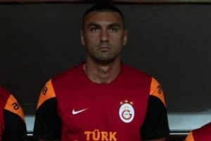 Burak'tan şok eden tepki!