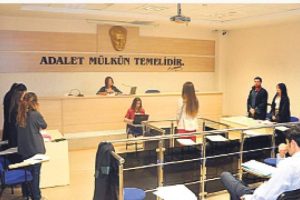 Katipler hakimleri isyan ettirdi!
