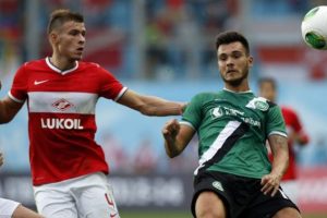 Emenike gitti Moskova bitti!