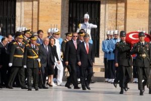 Tam kadro Anıtkabir'de