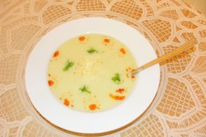 Yedikleri işkembeden zehirlenen 2 kişi hastanelik oldu