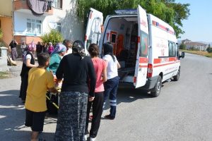 Halı yıkamak isterken düştü