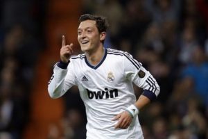Arsenal'den transfer atağı