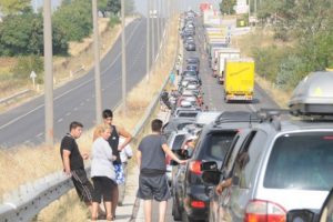 Çilenin 3. günü! Kuyruk 12 kilometre