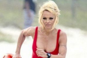 Pamela Anderson Haiti için koşacak