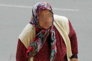 74'lük nineye fuhuş gözaltısı