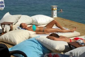 Tatsyana Bodrum'da sere serpe