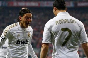 ''Mesut'a kızgınım''