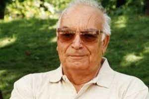 Yaşar Kemal'a nişan