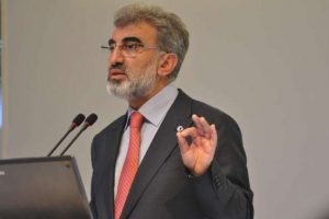Bakan Yıldız'dan fok balıklı ''Suriye'' örneği