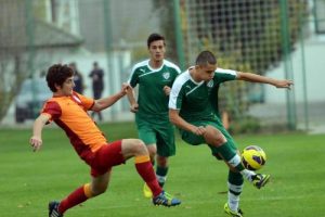 Bursaspor'un gençleri, Galatasaray'ı yendi