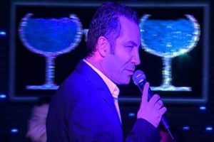 Ferhat Göçer, dinleyenleri yine büyüledi