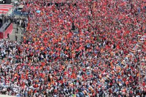 Ak Parti'den Arapça, Kürtçe ve Zazaca seçim şarkısı