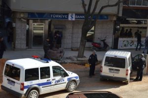 Bursa'da vurguna polis darbesi!
