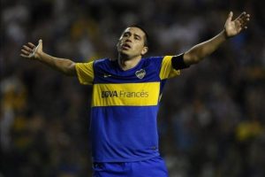 Riquelme kramponları astı!