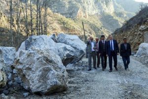 Torul Haberleri: Gümüşhane’de heyelan Torul Haberleri: Gümüşhane’de heyelan