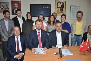 Gürsel Tekin Bursa'dan OHAL'e tepki gösterdi