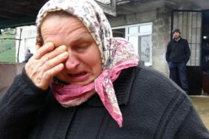 ''Ev yok, kardeşim, yok gelinim yok''