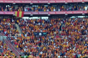 Deplasman yasağında flaş karar!