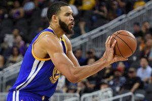 Javale McGee göze girdi