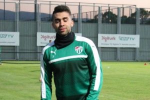Bursaspor'da Emre Taşdemir takımla çalışmalara başladı