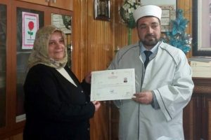 Ezan sesinden etkilenip Müslüman oldu