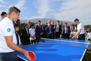 Bursa'da okul sporları coşkusu