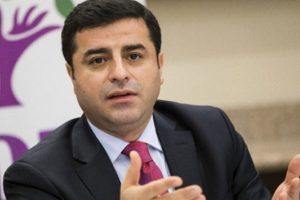 Demirtaş: ''Seçileceğimi bilsem de yine 'hayır' oyu veririz''