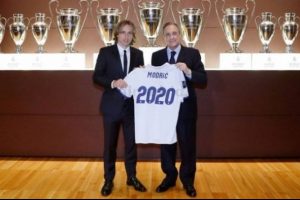Modric, kariyerini Real Madrid'de bitirmeyi hedefliyor