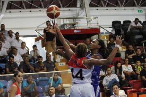Bornova Beckerspor, 3'de 3 yaptı