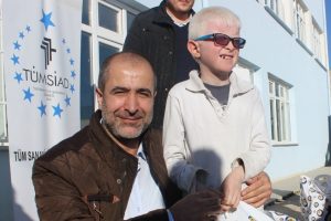 TÜMSİAD Bursa'dan Orhaneli'deki çocuklara yardım eli