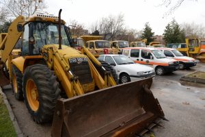 Bursa Osmangazi'den ilçelere araç desteği