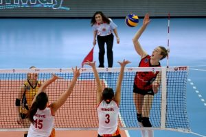 VakıfBank 7'de 7 yaptı