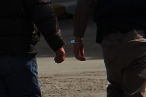 Afyonkarahisar'da FETÖ operasyonu: 13 gözaltı