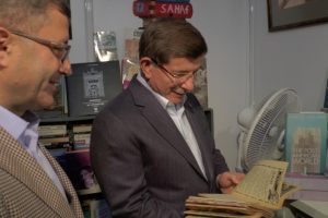 Ahmet Davutoğlu Bursa'da ders verecek