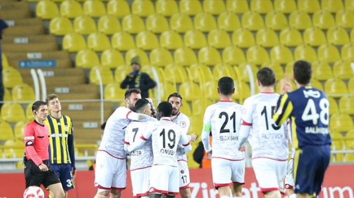 Fenerbahçe'ye kupada 'Gençler' darbesi