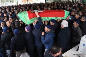 Gözaltındaki yurt müdürü özel izinle kızının cenazesine getirildi