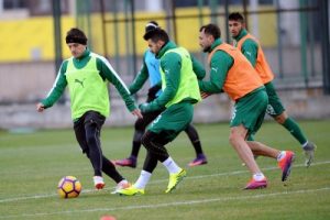 Bursaspor ara vermedi