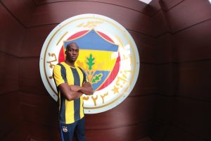 Sow'dan Aziz Yıldırım'a övgü
