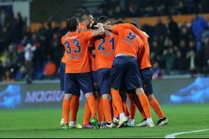 Dünya Başakşehir'i konuşuyor!