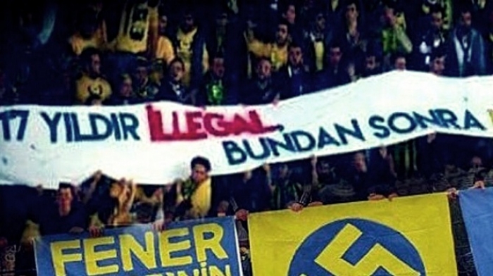 Derbideki o pankarta suç duyurusu!